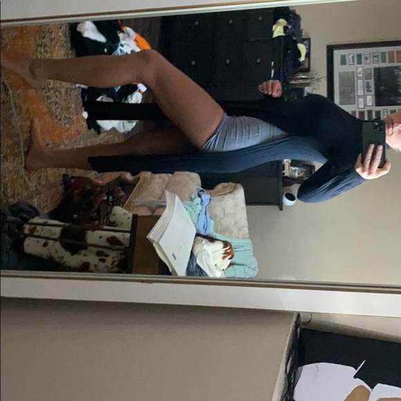 Lond black turtle neck - Picture 2 of 3